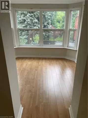 218 Maplewood Avenue Hamilton ON L8M 1X8
