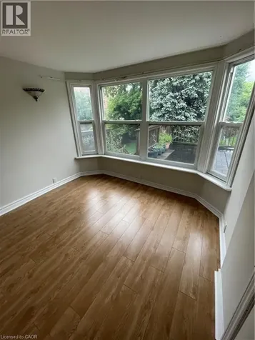 218 Maplewood Avenue Hamilton ON L8M 1X8