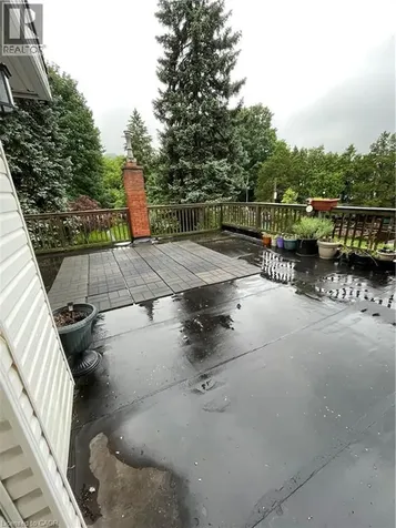 218 Maplewood Avenue Hamilton ON L8M 1X8