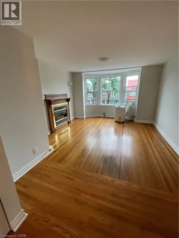 218 Maplewood Avenue Hamilton ON L8M 1X8