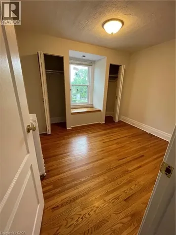 218 Maplewood Avenue Hamilton ON L8M 1X8