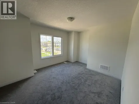 40 Turnbull Drive Brantford ON N3T 0K4