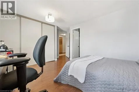 25 Valleyview Drive Kitchener ON N2E 1L5