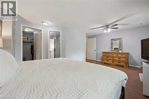25 Valleyview Drive Kitchener ON N2E 1L5