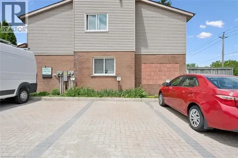 25 Valleyview Drive Kitchener ON N2E 1L5