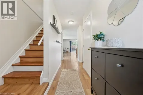 25 Valleyview Drive Kitchener ON N2E 1L5