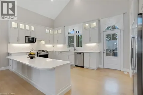 305 Blair Creek Drive Kitchener ON N2P 0G4
