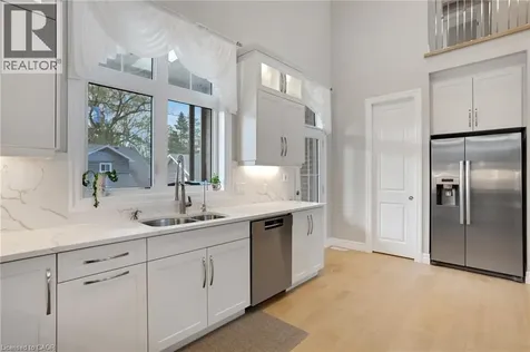 305 Blair Creek Drive Kitchener ON N2P 0G4