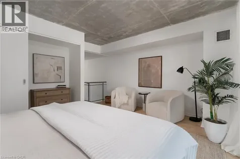 388 Richmond Street West Toronto ON M5V 3P1