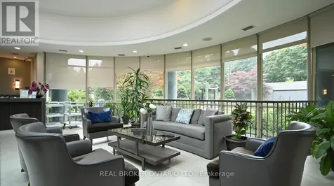 30 Harrison Garden Boulevard Toronto (willowdale East) ON M2N 7A9