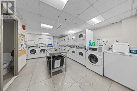 158A Mcarthur Avenue Ottawa ON K1L 7E7