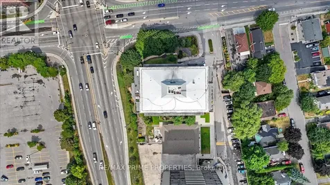 158A Mcarthur Avenue Ottawa ON K1L 7E7
