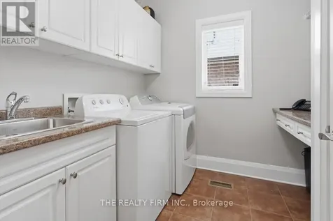 1918 Ironwood Road London South (south B) ON N6K 5C9