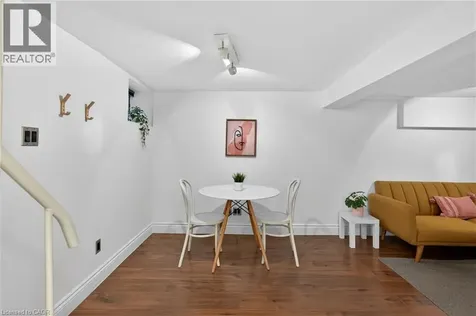 33 Homewood Avenue Hamilton ON L8P 2M1