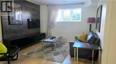 1792 Northway Windsor ON N9B 3M2