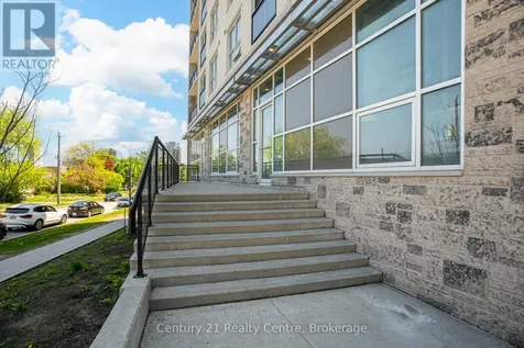 275 Larch Street Waterloo ON N2L 3R2