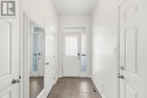 102 Lochnaw Private Ottawa ON K2J 5X6