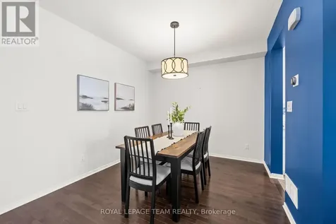 102 Lochnaw Private Ottawa ON K2J 5X6