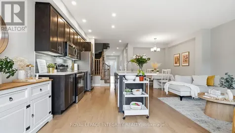 662 Putney Crescent Ottawa ON K2S 1E7