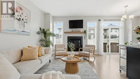 662 Putney Crescent Ottawa ON K2S 1E7