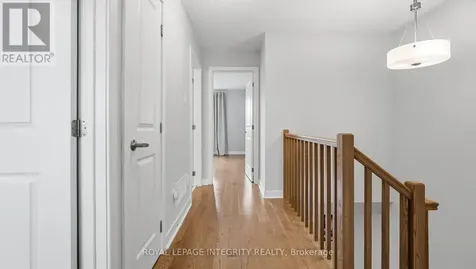 662 Putney Crescent Ottawa ON K2S 1E7