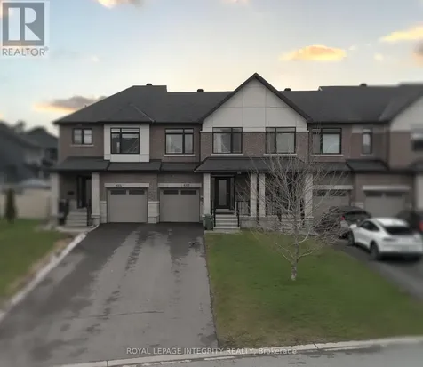 662 Putney Crescent Ottawa ON K2S 1E7