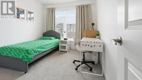 662 Putney Crescent Ottawa ON K2S 1E7