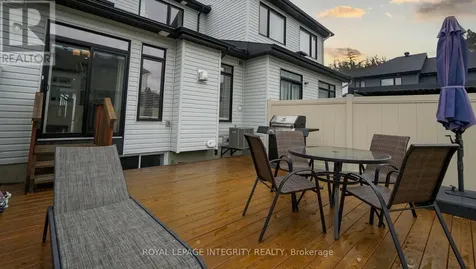 662 Putney Crescent Ottawa ON K2S 1E7