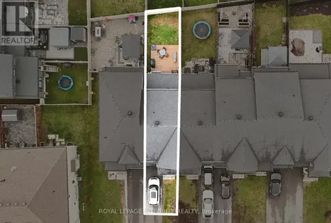 662 Putney Crescent Ottawa ON K2S 1E7