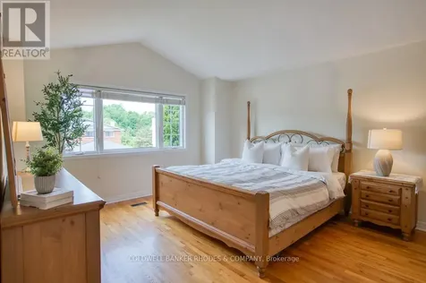1349 Gaultois Avenue Ottawa ON K1C 6G5