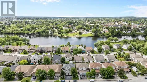 92 Wolff Crescent Arnprior ON K7S 0C1
