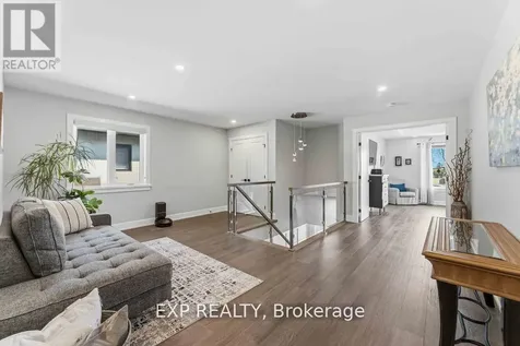 937 Falaise Road Ottawa ON K2C 0M1