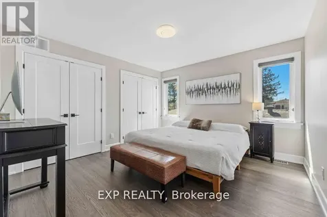 937 Falaise Road Ottawa ON K2C 0M1