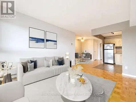 158C Mcarthur Avenue Ottawa ON K1L 8E7