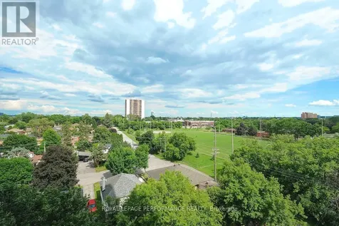 158C Mcarthur Avenue Ottawa ON K1L 8E7