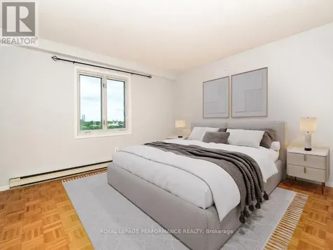 158C Mcarthur Avenue Ottawa ON K1L 8E7