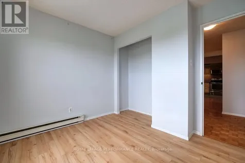 158C Mcarthur Avenue Ottawa ON K1L 8E7