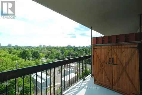 158C Mcarthur Avenue Ottawa ON K1L 8E7