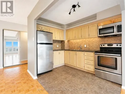 158C Mcarthur Avenue Ottawa ON K1L 8E7