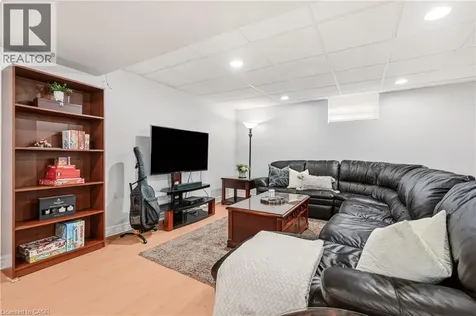 34 Pentland Road Waterdown ON L8B 0P6