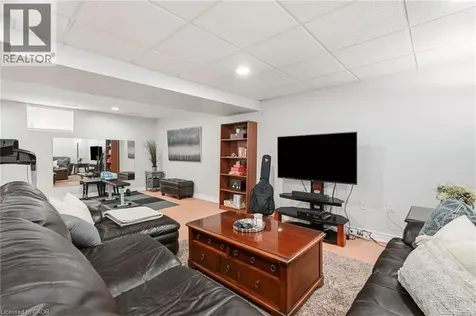 34 Pentland Road Waterdown ON L8B 0P6