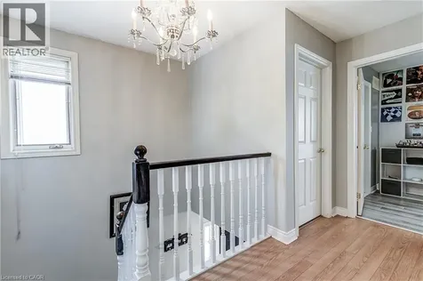 4 Victoria Street Waterdown ON L9H 2B8