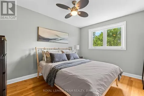 1215 Emperor Avenue Ottawa ON K1Z 8C3