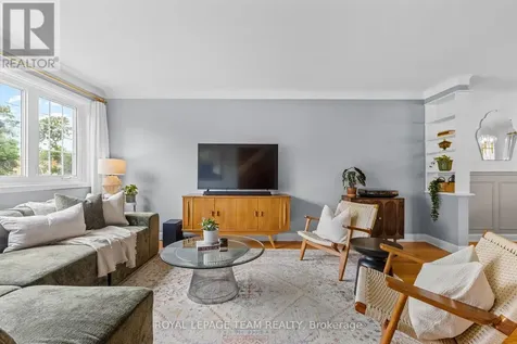 1215 Emperor Avenue Ottawa ON K1Z 8C3