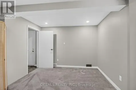 39 Sandhurst Court Ottawa ON K1V 9W9
