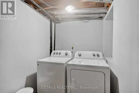 39 Sandhurst Court Ottawa ON K1V 9W9
