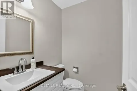 39 Sandhurst Court Ottawa ON K1V 9W9