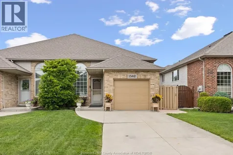 1582 Heatherglen Tecumseh ON N8N 5B4
