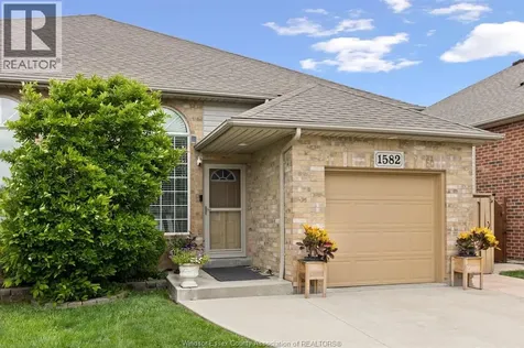 1582 Heatherglen Tecumseh ON N8N 5B4