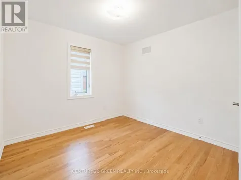 41 Durham Avenue Barrie ON L9J 0W7